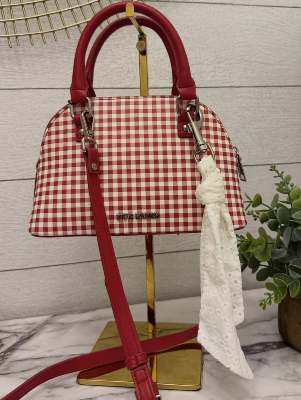 Steve Madden Red Gingham Crossbody Handbag - Picture 4 of 4